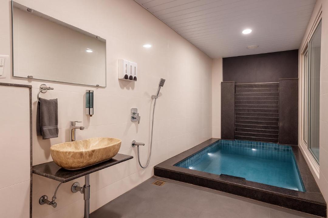 Suite Private Pool,1731451269:JPEG